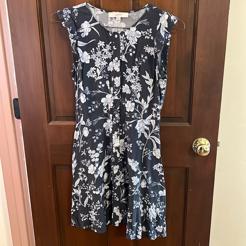 LOFT gray button down flutter sleeve dress 2